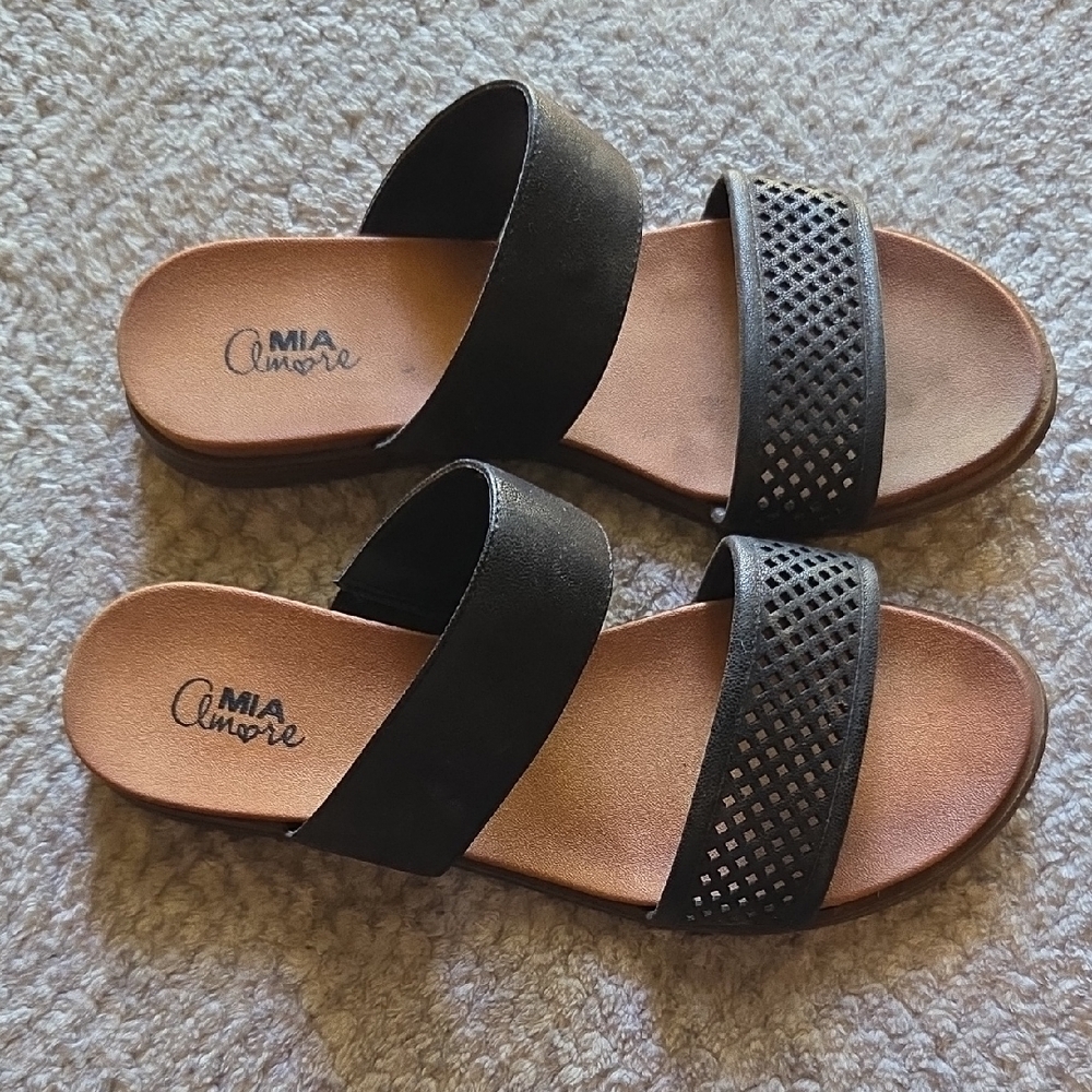 MIA Black and Brown Women's Sandals